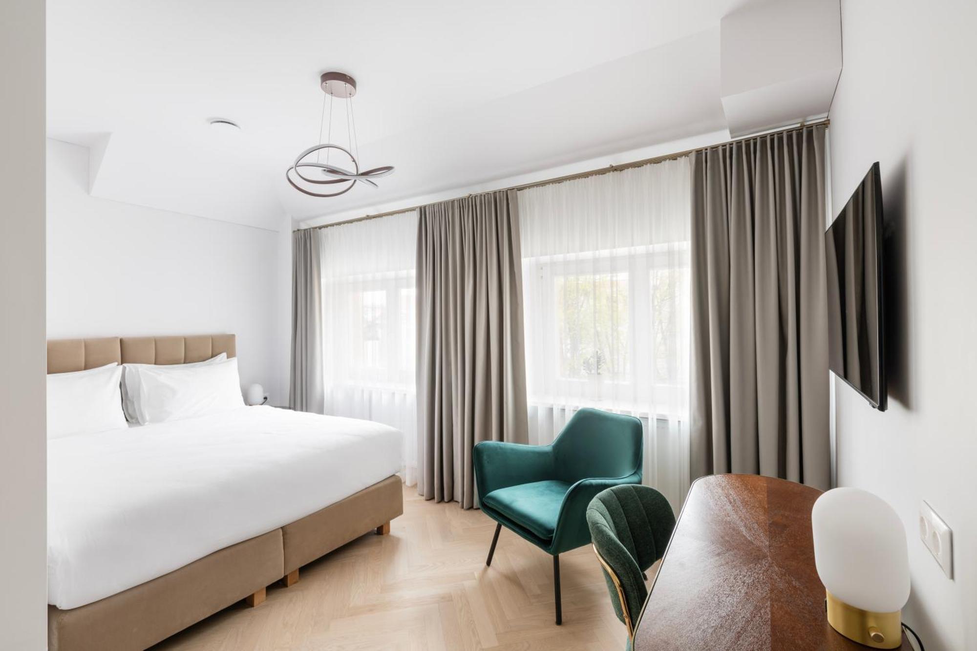 Grand Crown Apart otel VNO Dış mekan fotoğraf